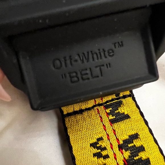⚠️Classic Industrial Belt
 "Off-White BELT" carved on buckle. 💯 authentic ! - Picture 7 of 7